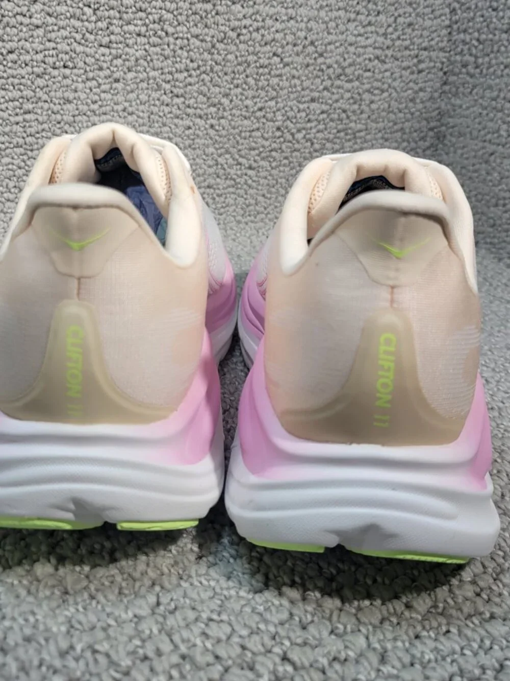 Hoka One One Clifton 11 Women's Size 9B Tangerine Glow White 1176573 TWW